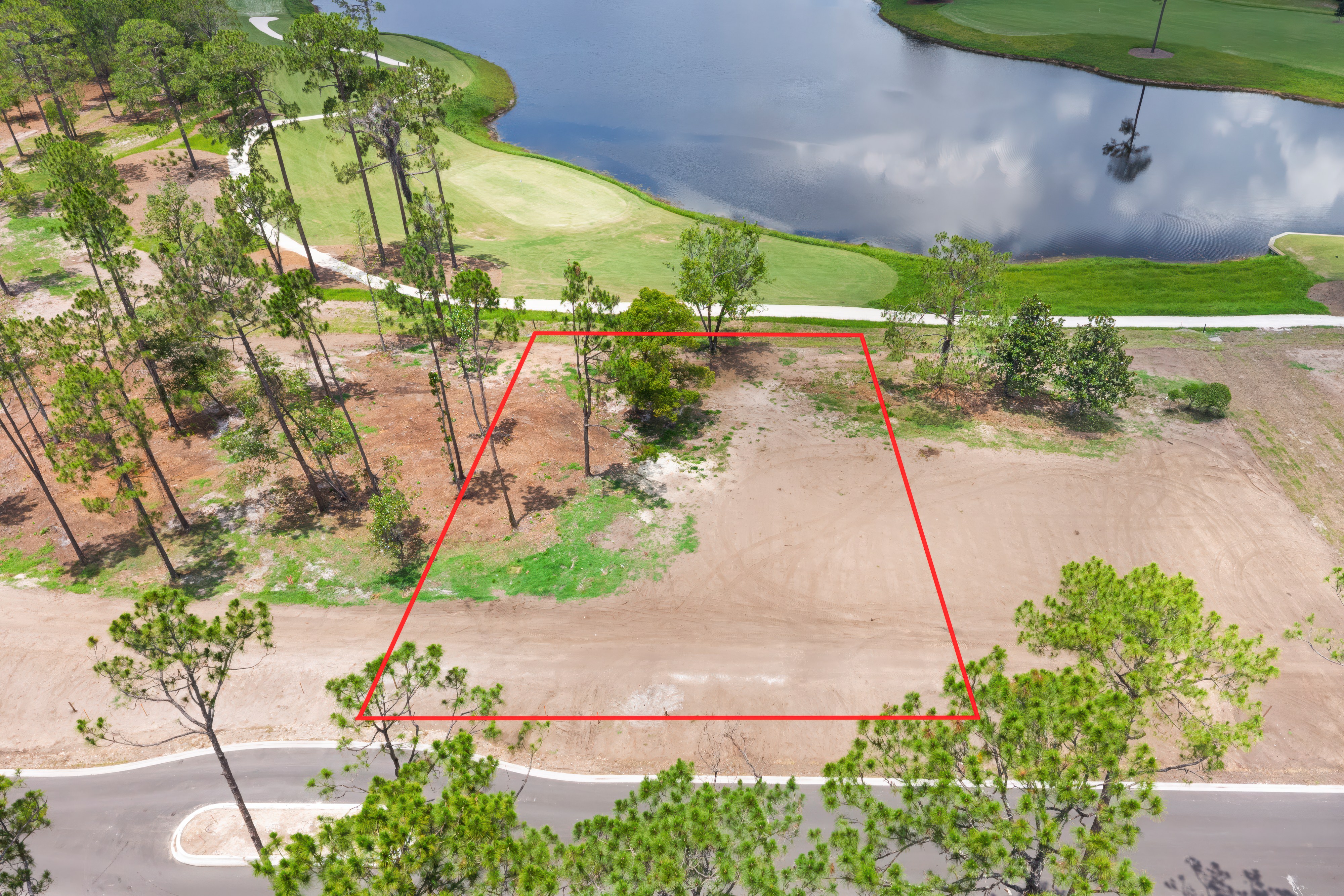 lot 52 image 3