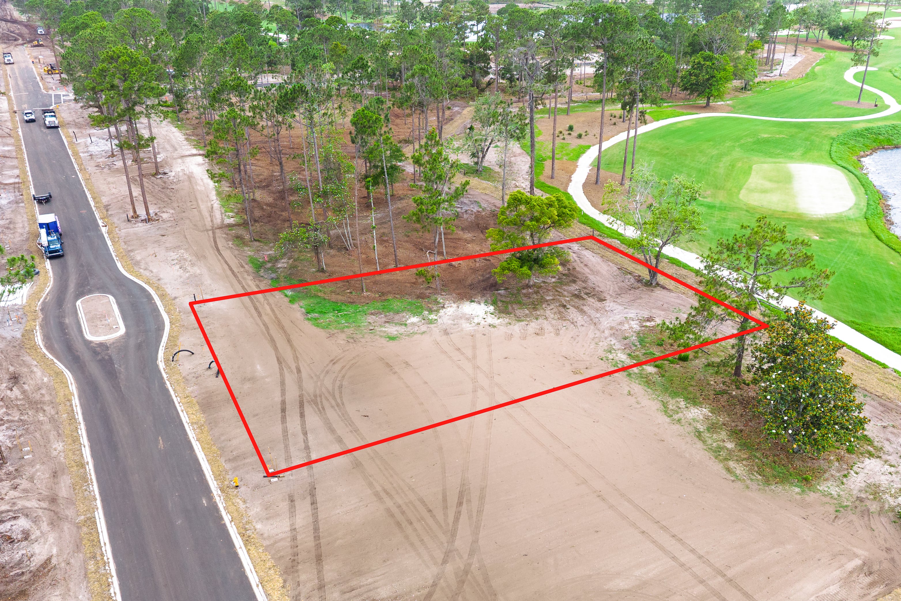 lot 52 image 3
